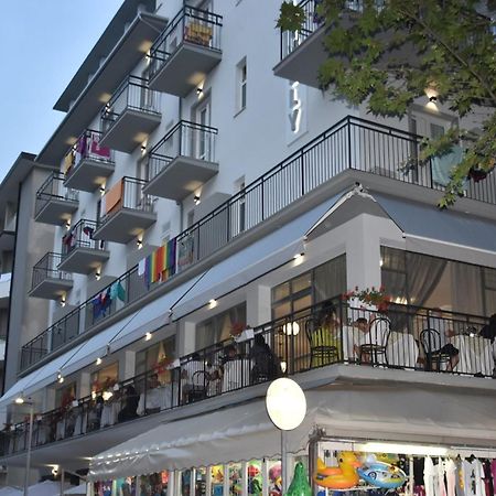 Lively Hotel Bellaria-Igea Marina Eksteriør billede