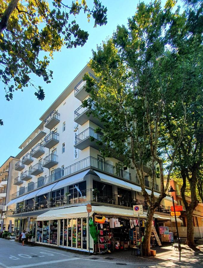 Lively Hotel Bellaria-Igea Marina Eksteriør billede