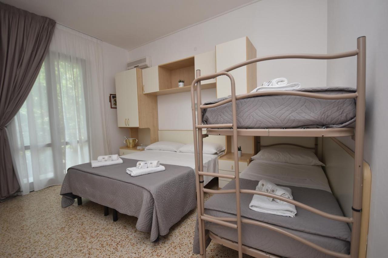 Lively Hotel Bellaria-Igea Marina Eksteriør billede