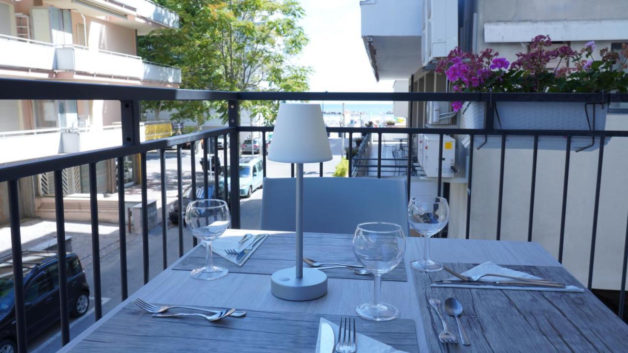 Lively Hotel Bellaria-Igea Marina Eksteriør billede