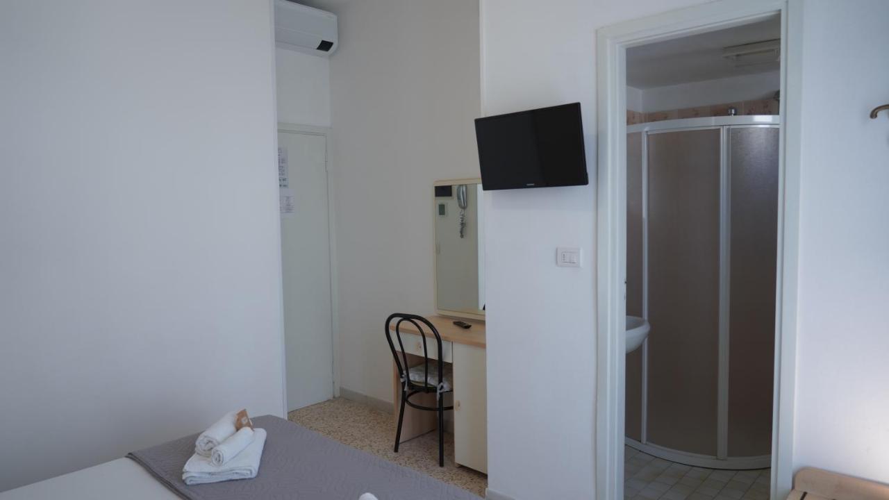 Lively Hotel Bellaria-Igea Marina Eksteriør billede